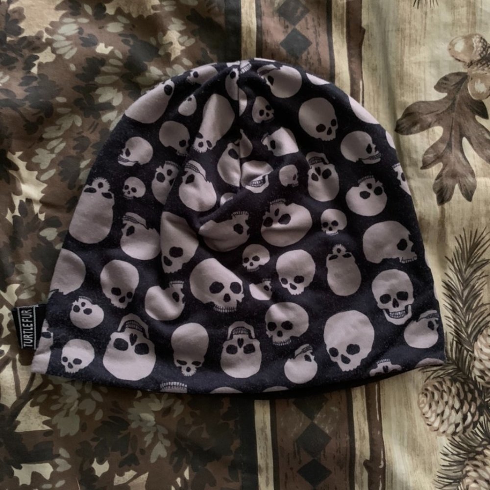 Childrens Boys Turtle Fur Reversable Skull Beanie Hat